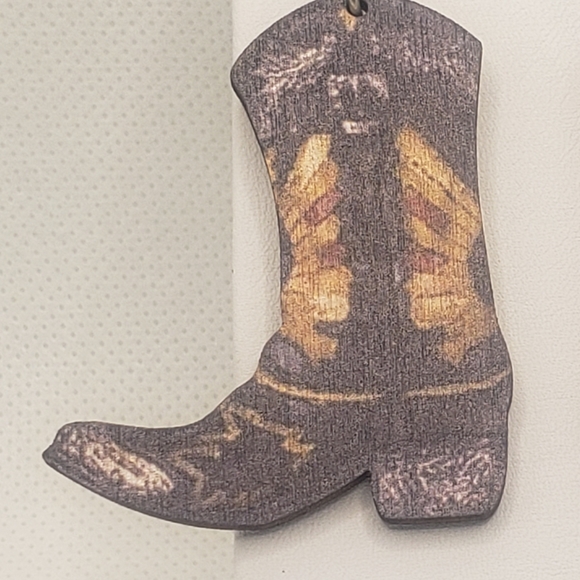 Western boots earrings - Picture 3 of 3